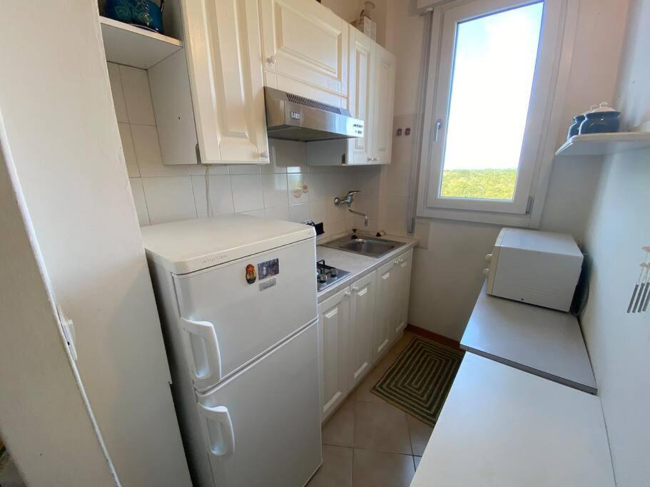 Appartamento Con Vista Panoramica E Piscina Lignano Sabbiadoro Eksteriør billede